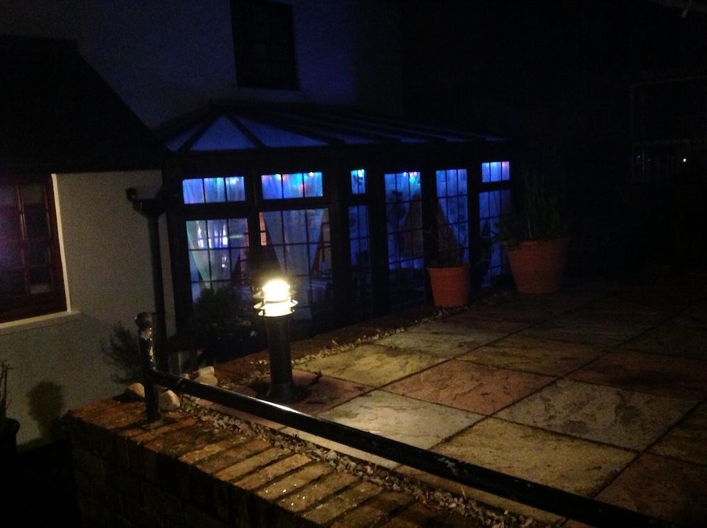 The Laurels Bed And Breakfast Cardiff Eksteriør billede